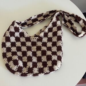Checker crochet bag
